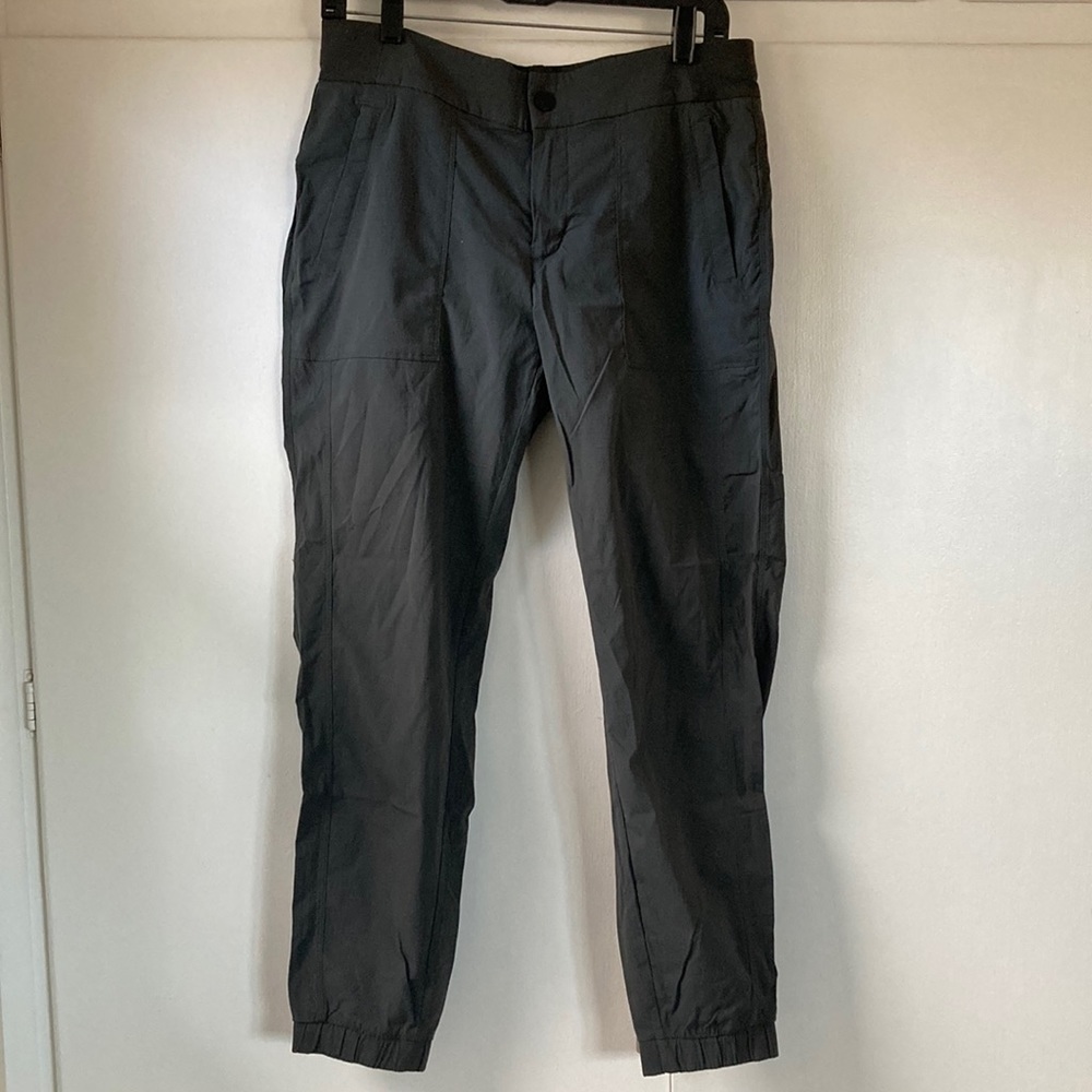 Athleta Women’s Trekkie Jogger 2.0